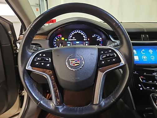 2013 Cadillac XTS Luxury