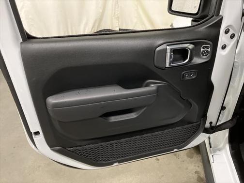 2025 Jeep Gladiator Nighthawk
