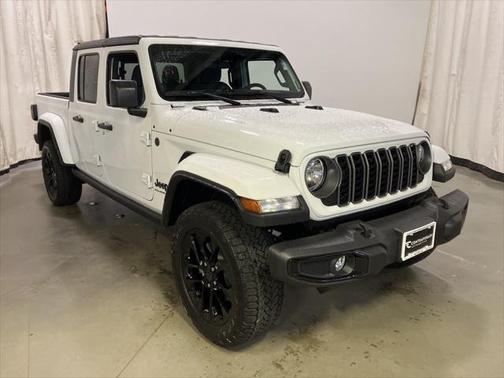 2025 Jeep Gladiator Nighthawk