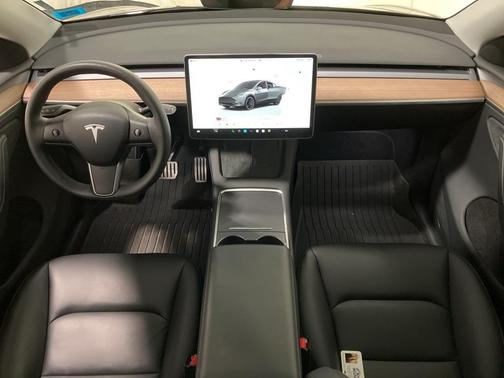 2025 Tesla Model Y Performance Dual Motor All-Wheel Drive