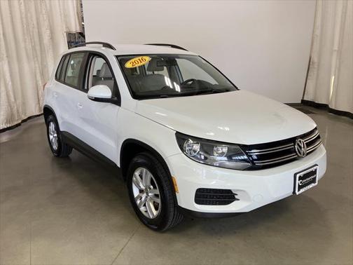 2016 Volkswagen Tiguan S