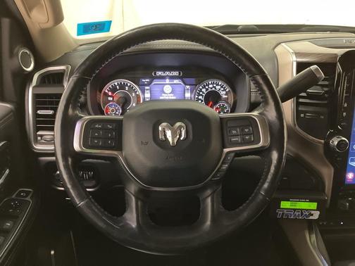 2019 RAM 3500 Laramie Crew Cab 4x4 8' Box