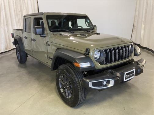 2025 Jeep Gladiator Sport S