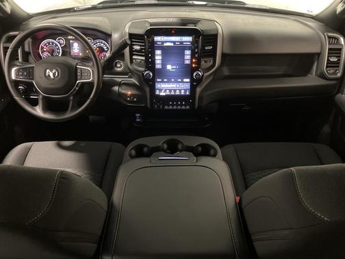 2025 RAM 2500 Tradesman Crew Cab 4x4 6'4' Box