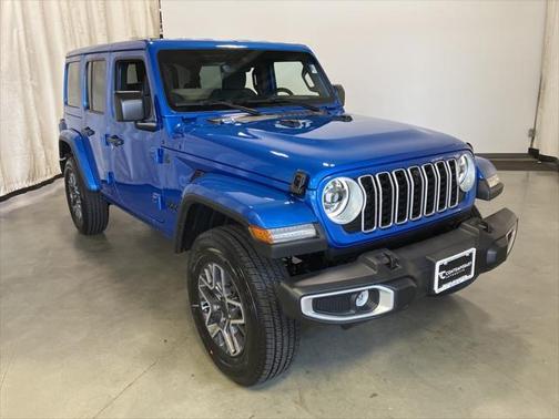 2025 Jeep Wrangler 4-Door Sahara 4x4