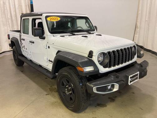 Bright White Clearcoat 2025 Jeep Gladiator Sport