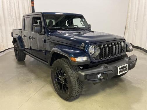 2025 Jeep Gladiator Nighthawk