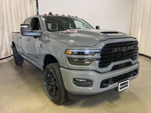 2026 RAM 2500 Laramie Crew Cab 4x4 6'4' Box