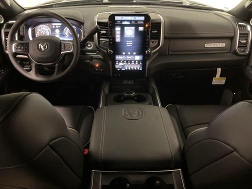 2026 RAM 2500 Laramie Crew Cab 4x4 6'4' Box