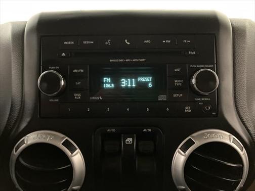 2016 Jeep Wrangler Sahara