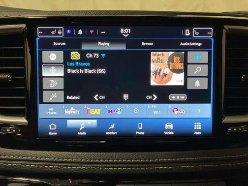 2026 Chrysler Pacifica L