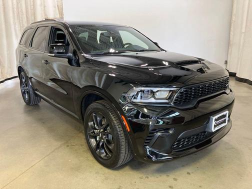 DB Black Clearcoat 2026 Dodge Durango GT Plus