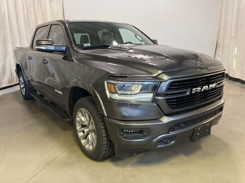 Granite Crystal Metallic Clearcoat 2020 RAM 1500 Laramie