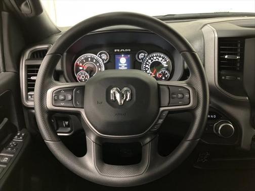 2024 RAM 2500 Tradesman Crew Cab 4x4 8' Box