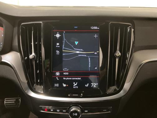 2019 Volvo S60 T6 R-Design