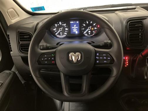 2025 RAM ProMaster 2500 Tradesman