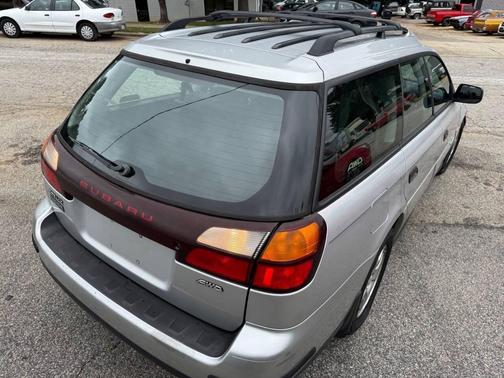 2004 Subaru Outback Base