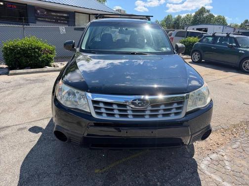 Obsidian Black Pearl 2013 Subaru Forester 2.5X