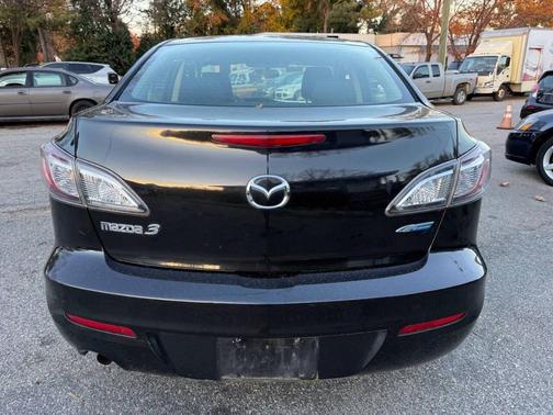 2013 Mazda Mazda3 i Sport
