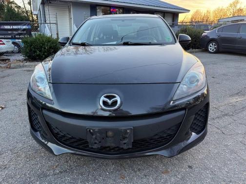 2013 Mazda Mazda3 i Sport