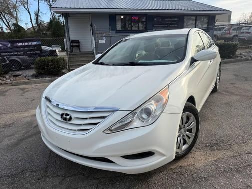 2012 Hyundai SONATA GLS
