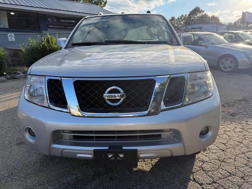 2011 Nissan Pathfinder Silver