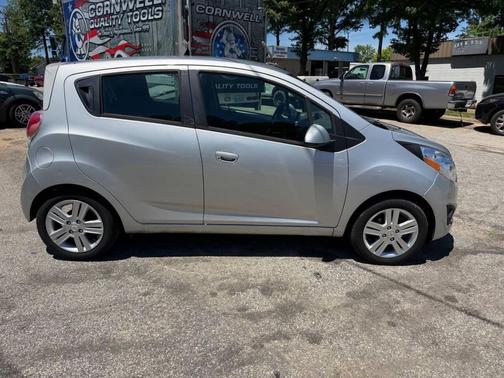 Silver Ice Metallic 2013 Chevrolet Spark 1LT