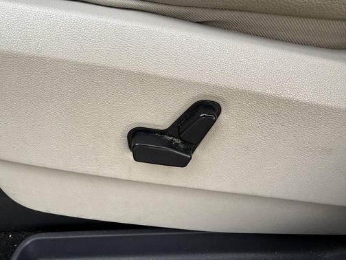 2010 Chrysler Town & Country Touring