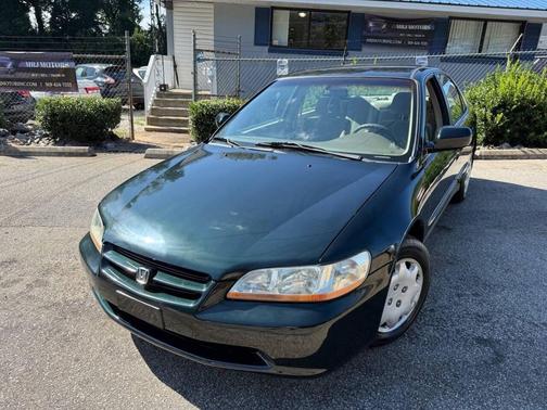 1999 Honda Accord LX 4dr Sedan