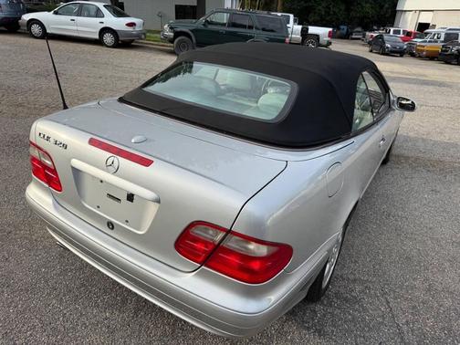 2003 Mercedes-Benz CLK-Class 320 Cabriolet