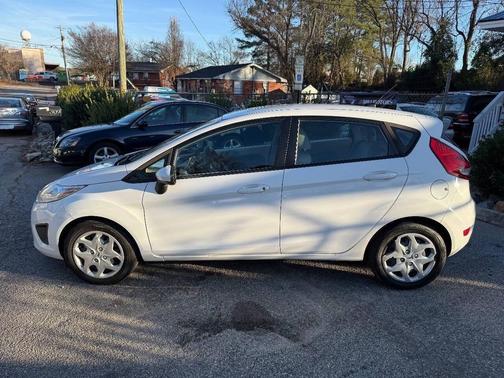 2012 Ford Fiesta SE