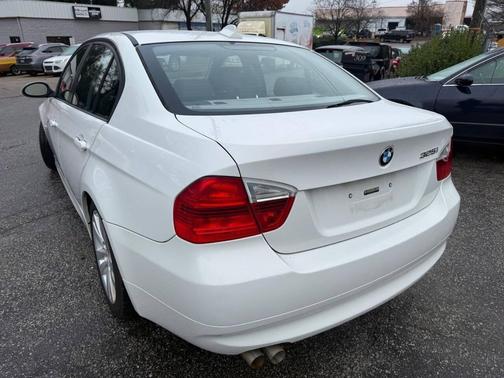 2006 BMW 325 325i 4dr Sedan