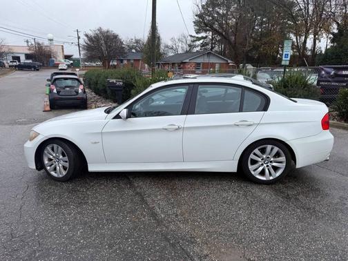 2006 BMW 325 325i 4dr Sedan