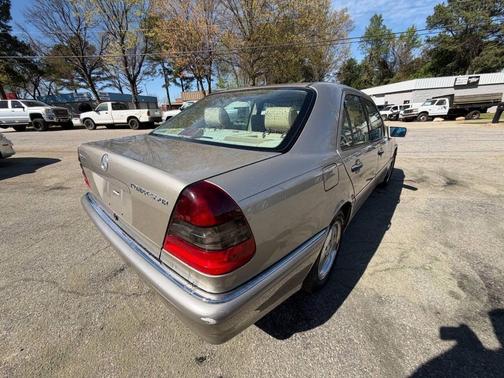 Champagne 1999 Mercedes-Benz C-Class Kompressor