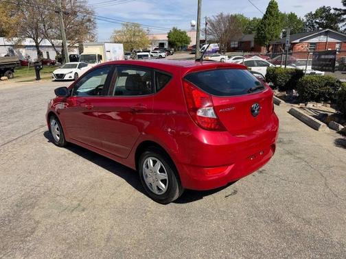 2012 Hyundai Accent GS