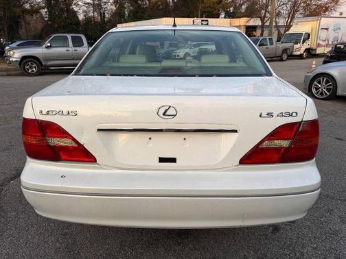 2001 Lexus LS 430 Base