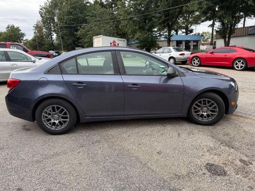 2013 Chevrolet Cruze LS