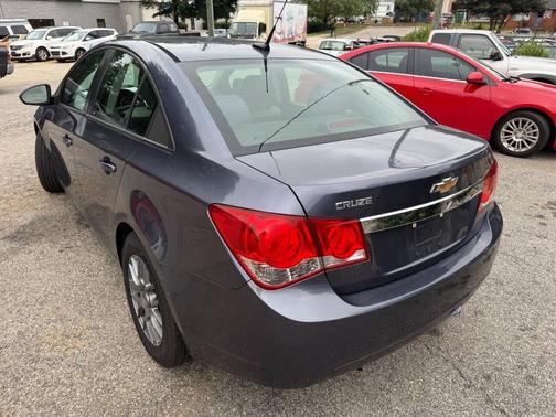 2013 Chevrolet Cruze LS