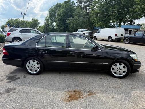 2004 Lexus LS 430 Base