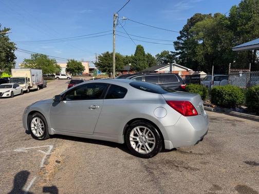 Radiant Silver 2008 Nissan Altima 3.5 SE