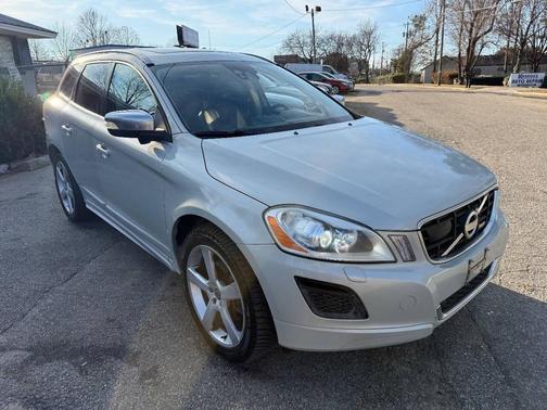 2011 Volvo XC60 T6 R-Design