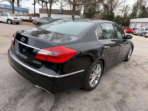 2012 Hyundai Genesis 3.8