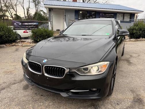2012 BMW 328 328i 4dr Sedan