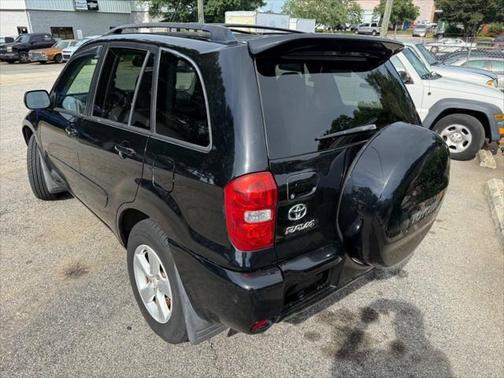 2004 Toyota RAV4 Base