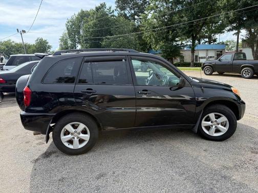 2004 Toyota RAV4 Base