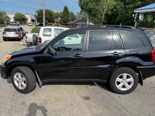 2004 Toyota RAV4 Base