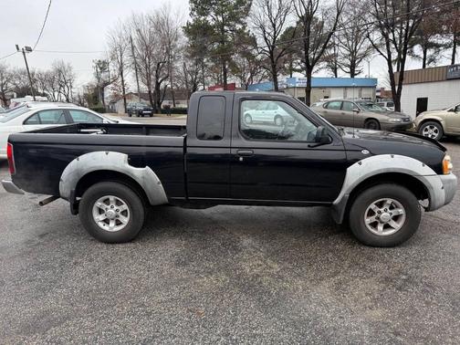 2001 Nissan Frontier XE King Cab