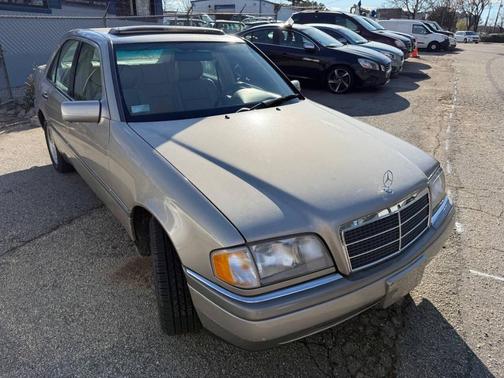 1995 Mercedes-Benz C-Class Base