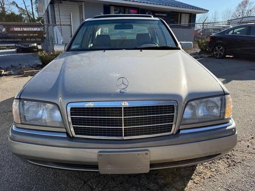 1995 Mercedes-Benz C-Class Base
