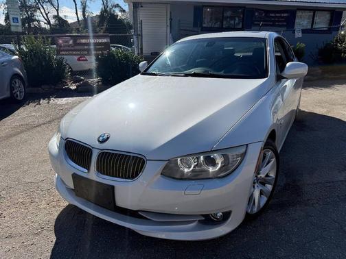 Mineral White Metallic 2012 BMW 328 xDrive
